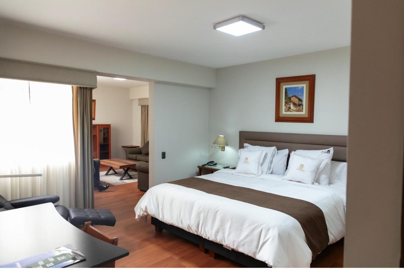 Gran Hotel Continental Cajamarca Exteriör bild