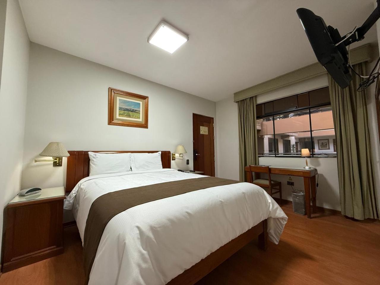 Gran Hotel Continental Cajamarca Exteriör bild